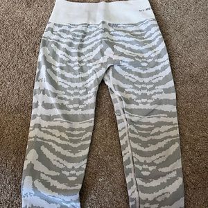 fitbee active leggings!